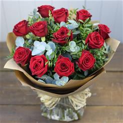 Rose Hand-tied in Red