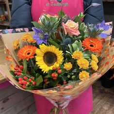 Autumnal Bright Tied Bouquet